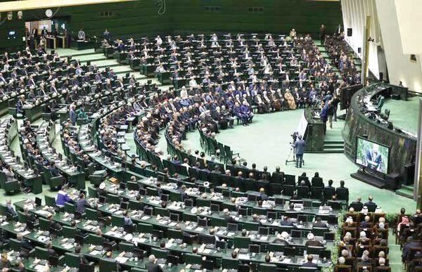 و ناگهان، مجلس در سودای بمب اتم! و ناگهان، مجلس در سودای بمب اتم!