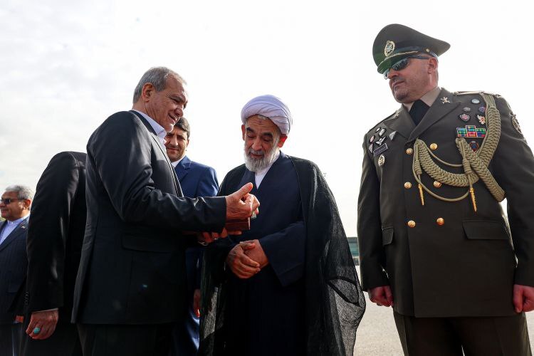 سفر پزشکیان به نیویورک؛ چرا اصولگرایان عصبانی شدند؟ سفر پزشکیان به نیویورک؛ چرا اصولگرایان عصبانی شدند؟