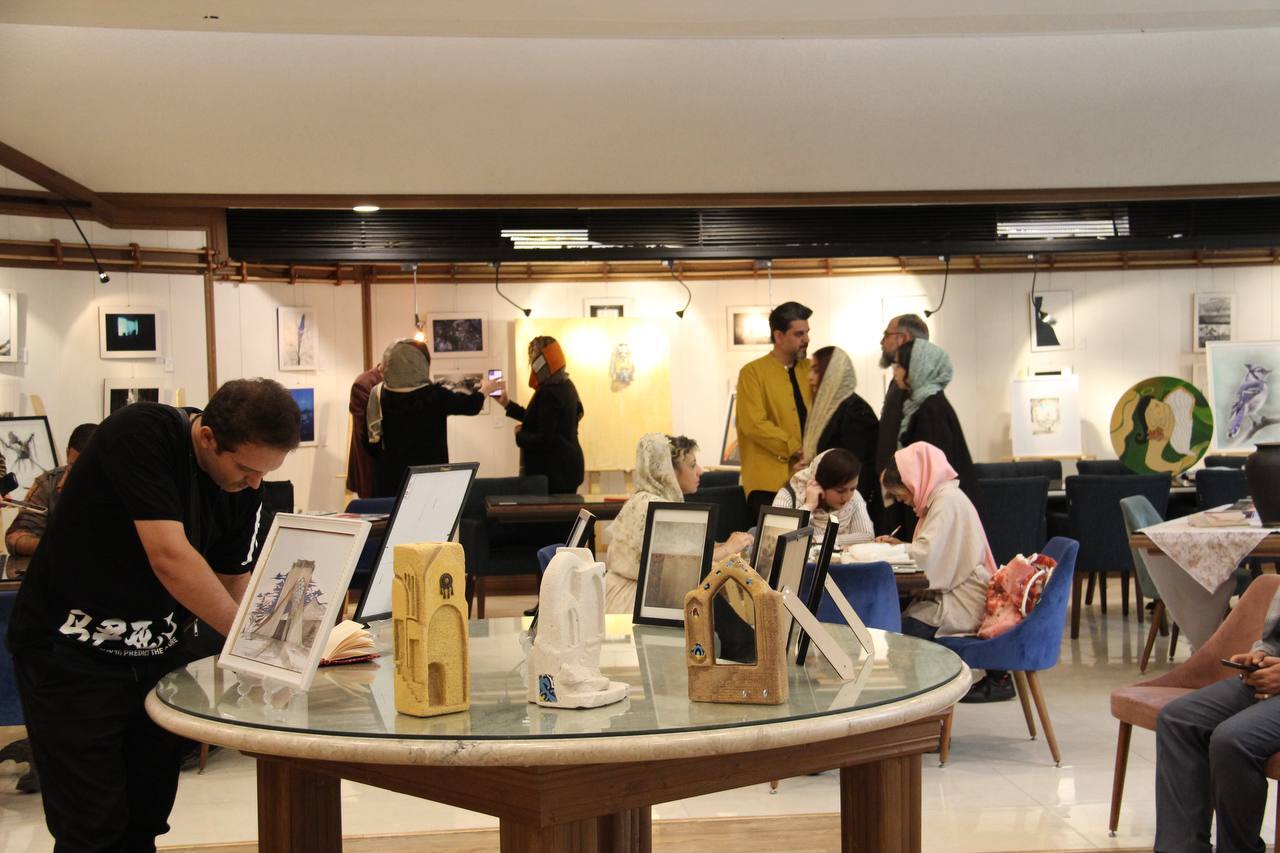 برج آزادی میزبان جشن بزرگداشت مولانا +عکس