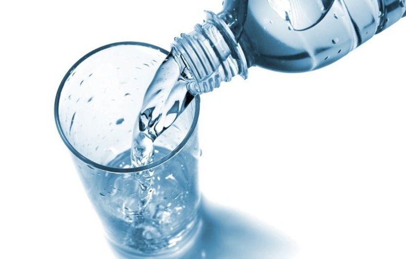 آب معدنی‌های آلوده ایرانی؛ سازمان غذا و دارو توضیح داد