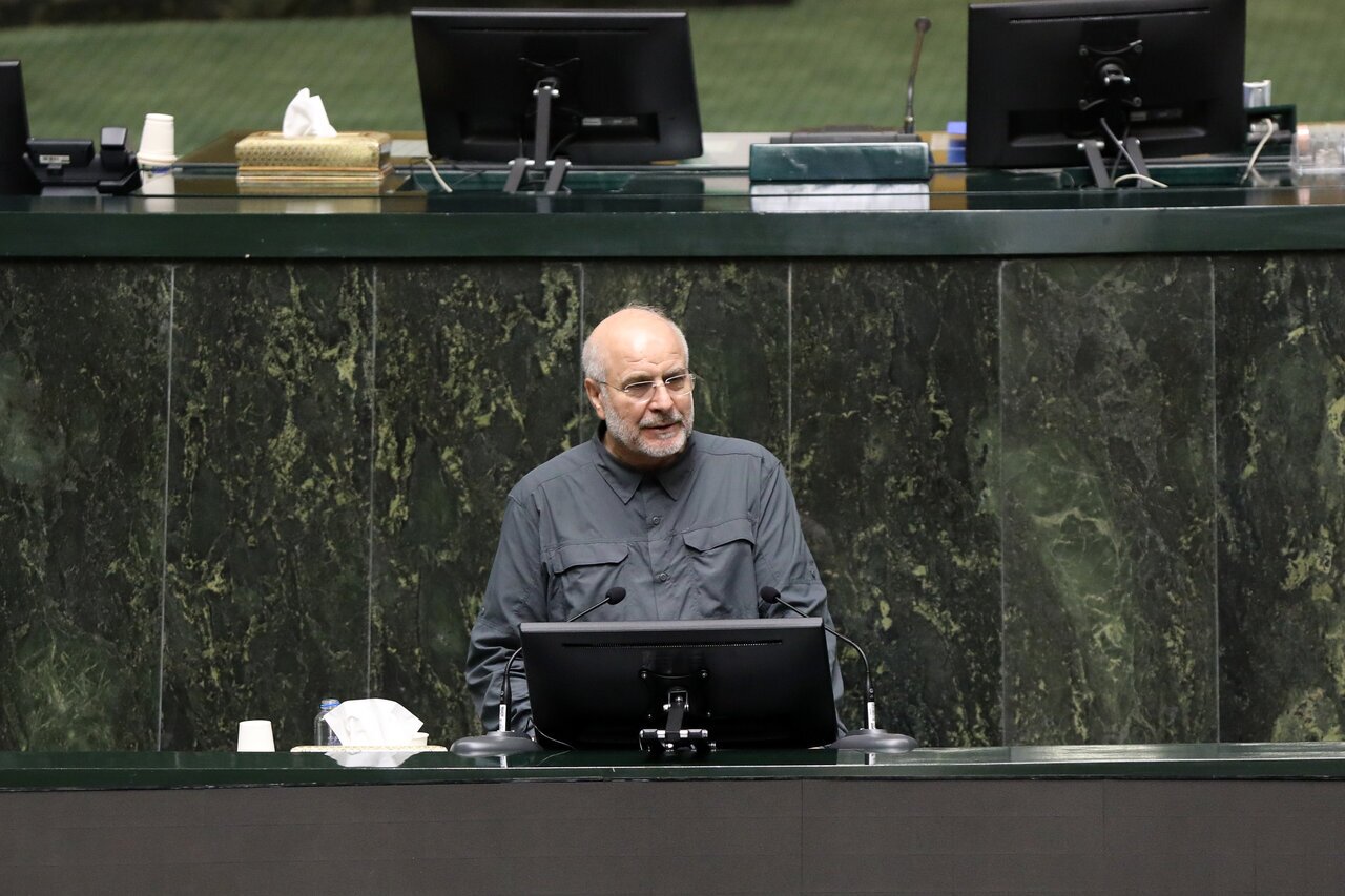 قالیباف: آرامش پایدار در جامعه، با اجرای کالابرگ و نهضت مسکن قالیباف: آرامش پایدار در جامعه، با اجرای کالابرگ و نهضت مسکن