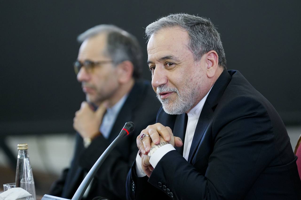 عراقچی: اسرائیل در فضای مجازی پولپاشی میکند، نه ما عراقچی: اسرائیل در فضای مجازی پولپاشی میکند، نه ما