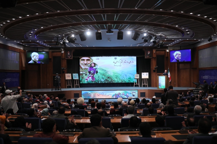 دشمن تصور میکرد با حمله به ایران، کشور دچار هرج و مرج میشود دشمن تصور میکرد با حمله به ایران، کشور دچار هرج و مرج میشود