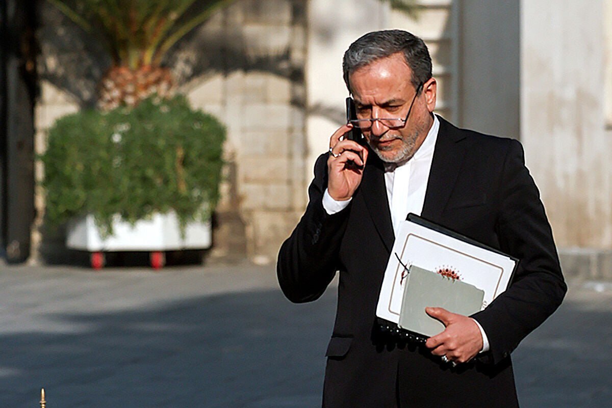 عراقچی خبر مهم را تکذیب کرد؛ تماسی با ویتکاف نداشتم عراقچی خبر مهم را تکذیب کرد؛ تماسی با ویتکاف نداشتم