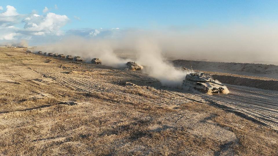 تصویب توافق در کابینه؛ عقبنشینی نیروهای اسرائیلی از غزه +ویدیو تصویب توافق در کابینه؛ عقبنشینی نیروهای اسرائیلی از غزه +ویدیو