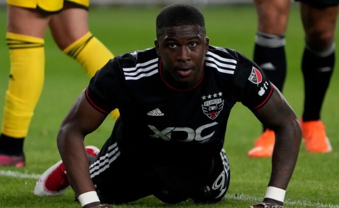 پرسپولیس مخفیانه بازیکن می‌خرد؟