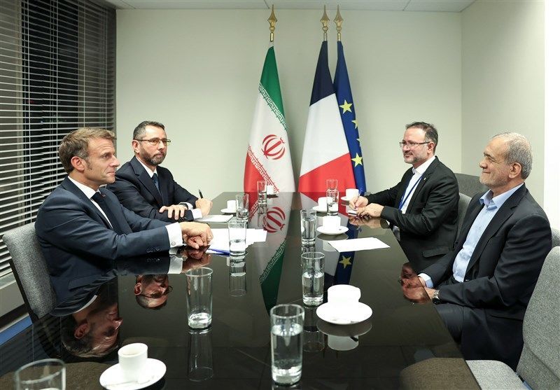 برنامه هستهای؛ مکرون با پزشکیان دیدار میکند برنامه هستهای؛ مکرون با پزشکیان دیدار میکند