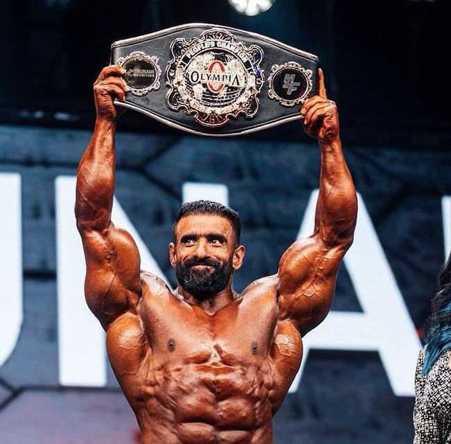 سومین نایب‌قهرمانی پیاپی؛ چوپان جایزه «قهرمان مردمی» گرفت