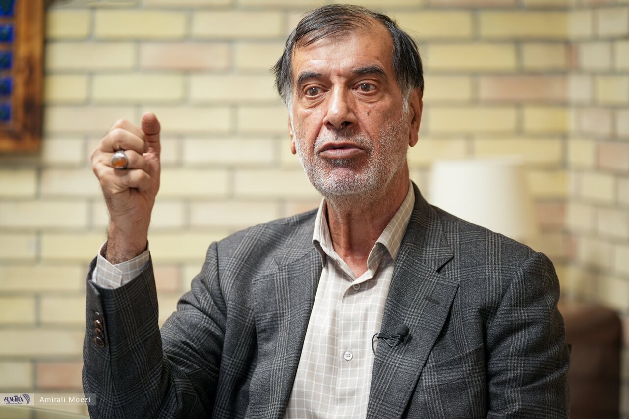 باهنر: میخواهند جنگ ۱۲ روزه را گردن جاسوسان بیاندازند/ جلیلی و وحیدی مخالف تصویب CFT بودند باهنر: میخواهند جنگ ۱۲ روزه را گردن جاسوسان بیاندازند/ جلیلی و وحیدی مخالف تصویب CFT بودند