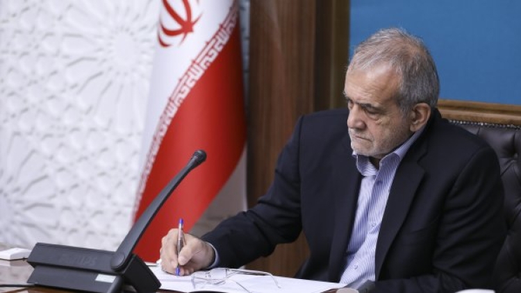 پیام رئیسجمهور به مناسبت قهرمانی وزنهبرداران ایران پیام رئیسجمهور به مناسبت قهرمانی وزنهبرداران ایران