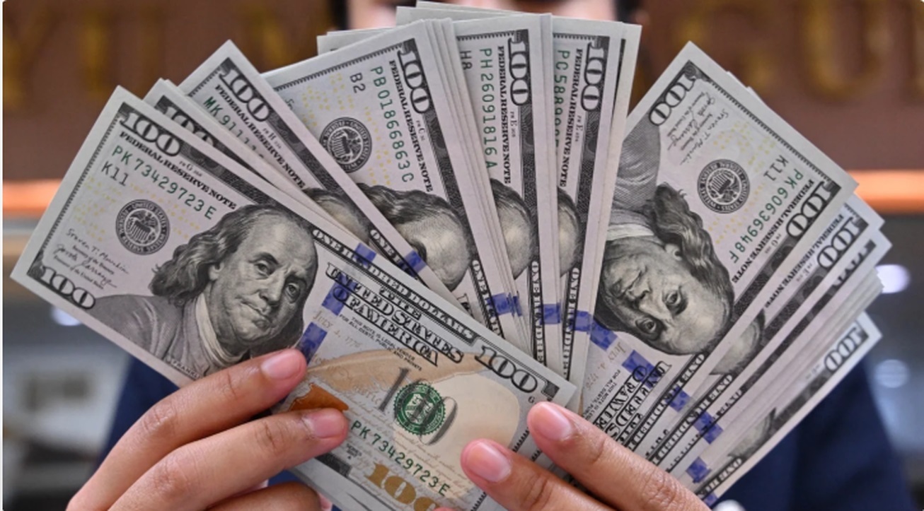 دلار عقبنشینی کرد/ دلیل کاهش قیمت چیست؟ دلار عقبنشینی کرد/ دلیل کاهش قیمت چیست؟