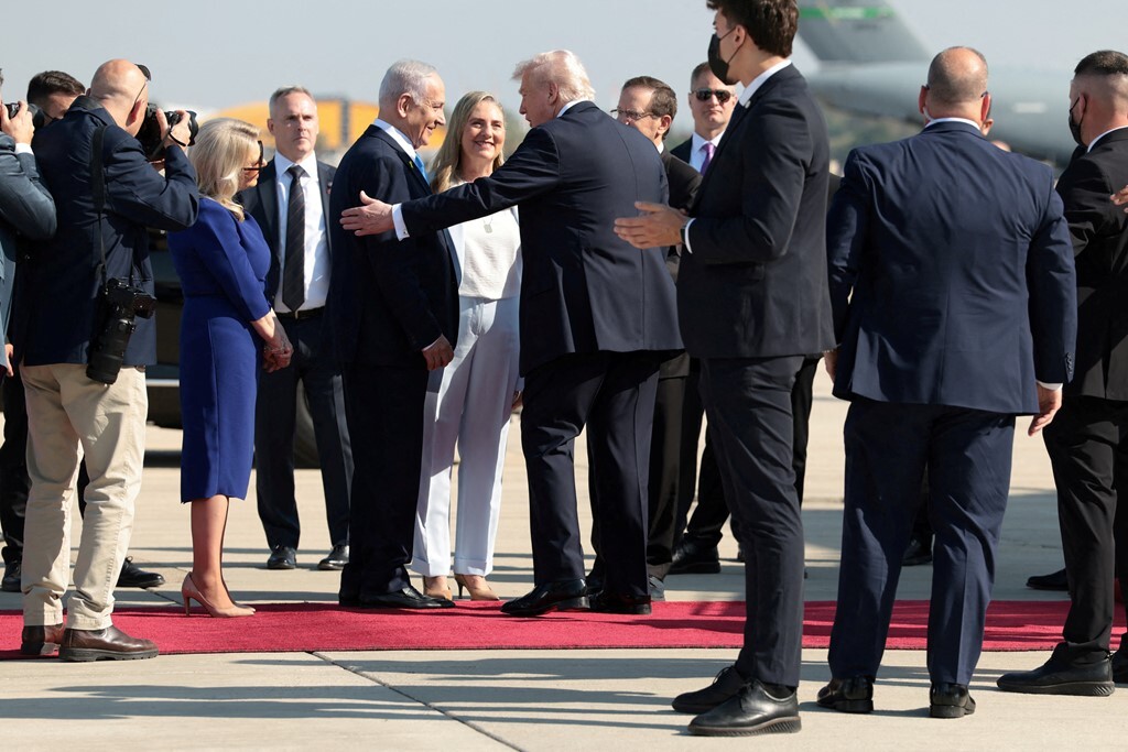 ترامپ وارد تل‌آویو شد +عکس