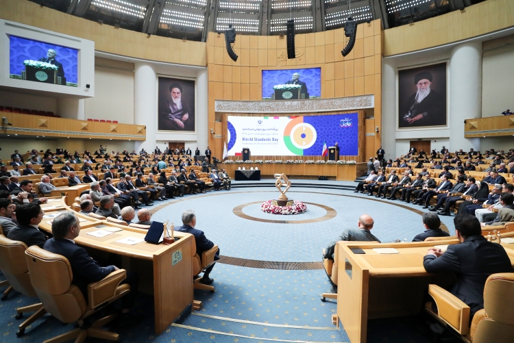 با ۱۰ درصد صرفهجویی، هیچ کارخانهای با مشکل مواجه نمیشود با ۱۰ درصد صرفهجویی، هیچ کارخانهای با مشکل مواجه نمیشود