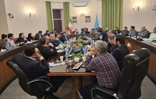 برخورد قاطعانه با تخریب منابع طبیعی و آلودگی محیط زیست برخورد قاطعانه با تخریب منابع طبیعی و آلودگی محیط زیست