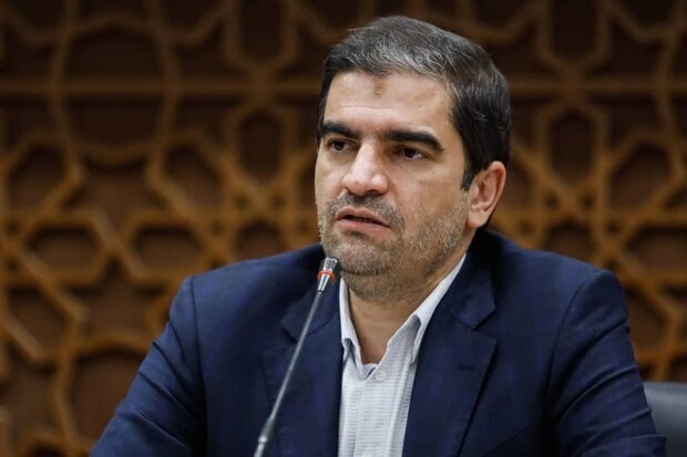 توضیح یک نماینده درباره ماشه؛ باید با مردم شفاف صحبت کنیم توضیح یک نماینده درباره ماشه؛ باید با مردم شفاف صحبت کنیم