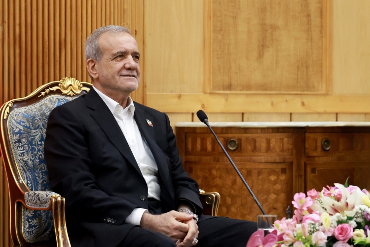 پزشکیان: آمریکا، ایران قدرتمند را برنمی‌تابد