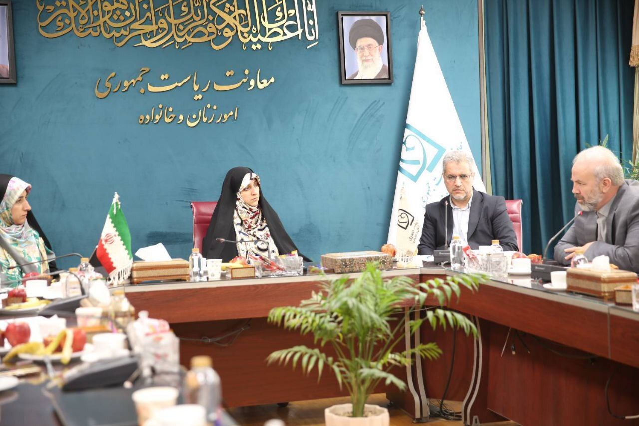 خشونت مردان علیه زنان بیش از ۳۰ برابر خشونت زنان علیه مردان است خشونت مردان علیه زنان بیش از ۳۰ برابر خشونت زنان علیه مردان است