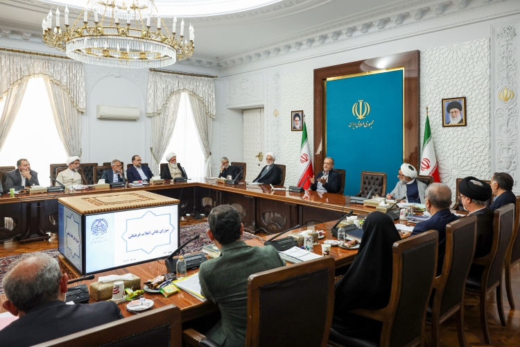 ادغام مراکز کم بازده علمی، با هدف تمرکز حمایتها بر دانشگاههای کارآمد ادغام مراکز کم بازده علمی، با هدف تمرکز حمایتها بر دانشگاههای کارآمد