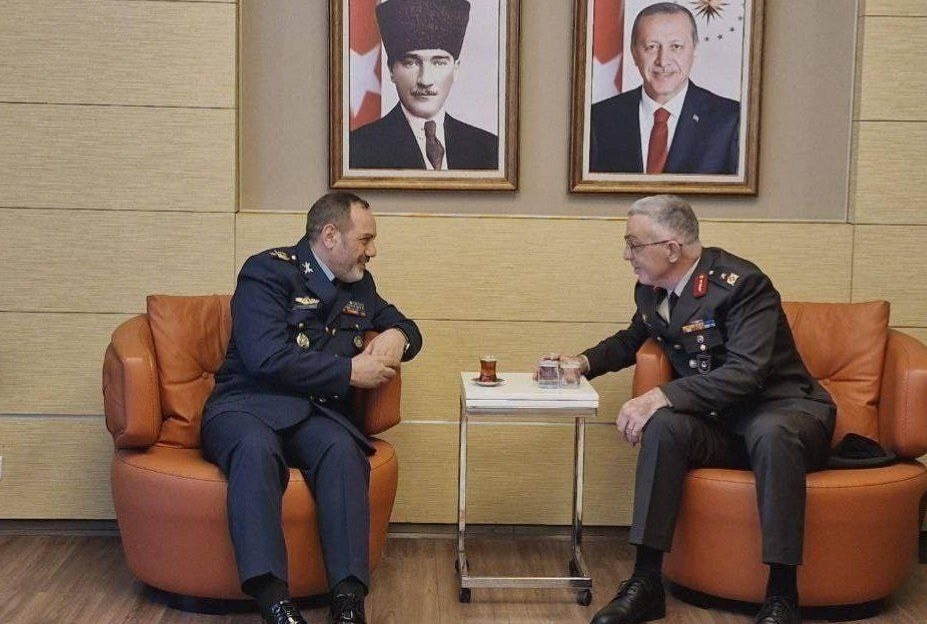 سفر وزیر دفاع به ترکیه؛ روابط نیازمند ارتقا است