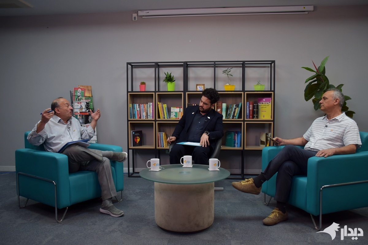 زیدآبادی: آنقدر بر سر مجلس فیلتر گذاشتند که امروز صدای رساییها و ثابتیها را از آن میشنویم/ پشت شما، جمهوری اسلامی است!/ عبدالکریمی: پشت من، هیچکس نیست، خداست!/ ناتو، صهیونیستها و رضا پهلوی، نمیتوانند برای ما دموکراسی بیاورند زیدآبادی: آنقدر بر سر مجلس فیلتر گذاشتند که امروز صدای رساییها و ثابتیها را از آن میشنویم/ پشت شما، جمهوری اسلامی است!/ عبدالکریمی: پشت من، هیچکس نیست، خداست!/ ناتو، صهیونیستها و رضا پهلوی، نمیتوانند برای ما دموکراسی بیاورند