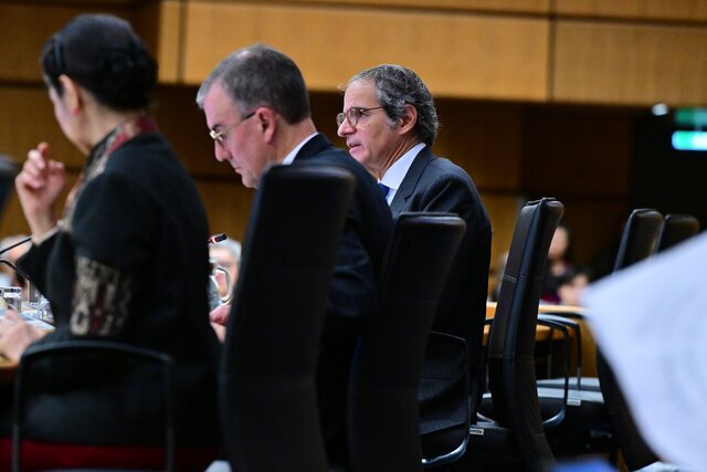 گروسی از بازگشت بازرسان به ایران خبر داد/ به تاسیسات آسیب‌دیده دسترسی نداشته‌ایم