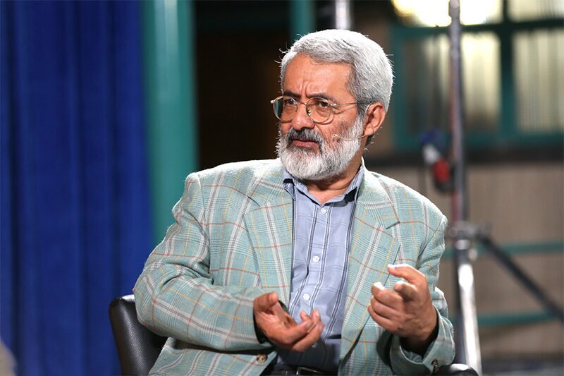 پزشکیان حزبی عمل نمیکند/ رئیسجمهور نباید تحت فشار باشد پزشکیان حزبی عمل نمیکند/ رئیسجمهور نباید تحت فشار باشد