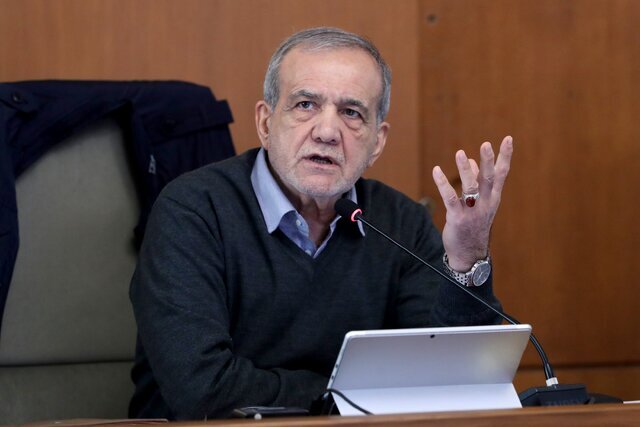 پزشکیان: جلب ناگهانی کارآفرینان متوقف شد پزشکیان: جلب ناگهانی کارآفرینان متوقف شد