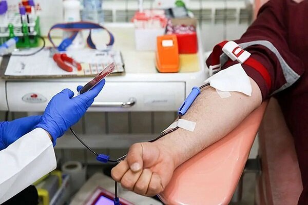 تهرانی‌ها خون اهدا کنند