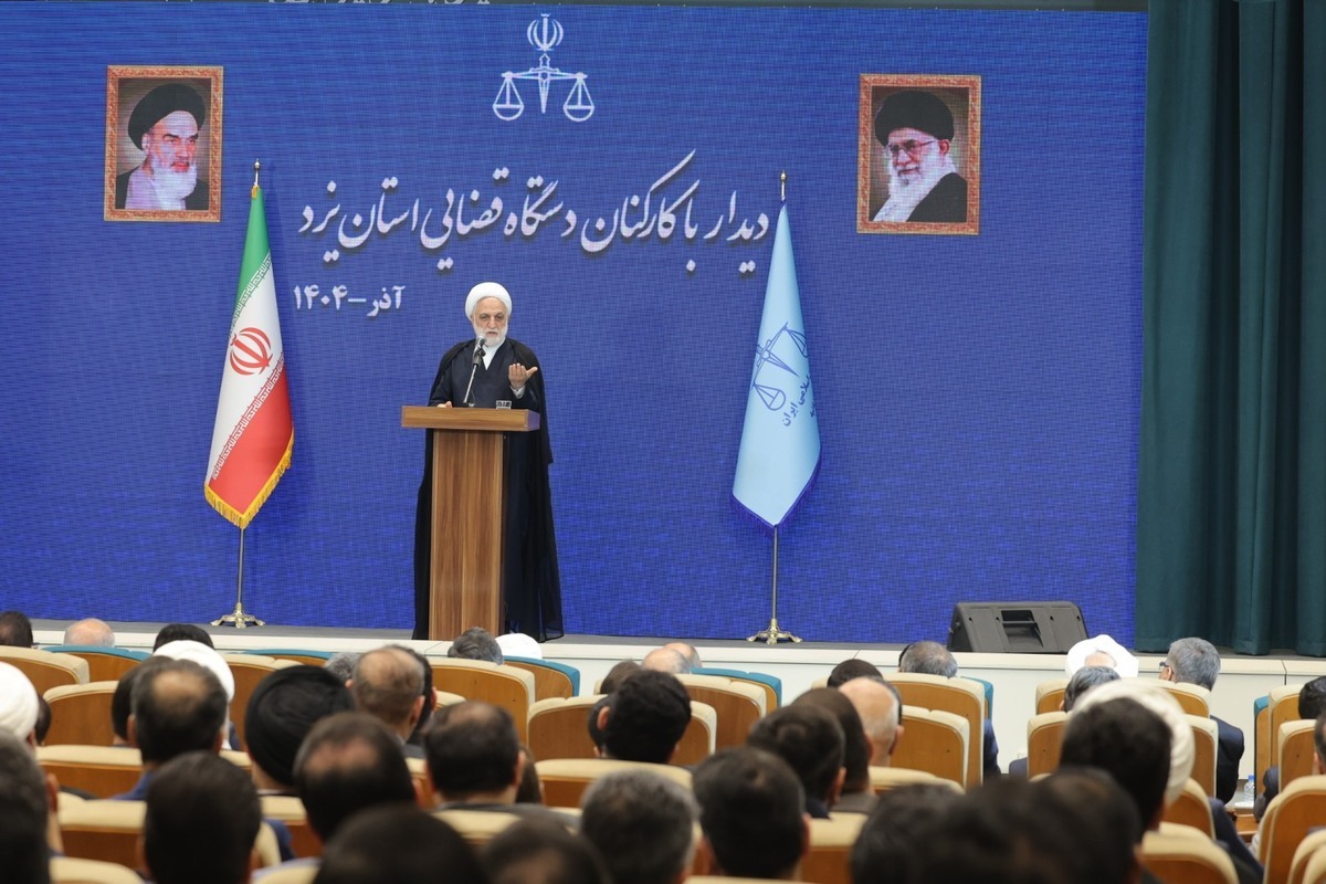 زندانی‌کردن افراد ساده و عادی نشود/ یک شب ماندن در زندان مسیر زندگی را عوض می‌کند