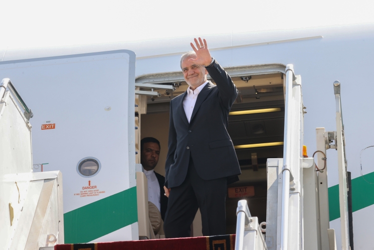 رئیس‌جمهور، تهران را به مقصد آستانه ترک کرد