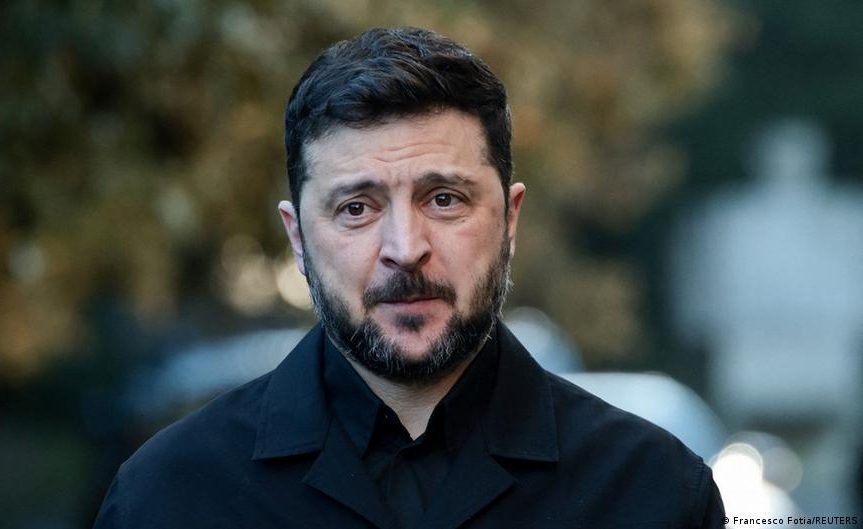 زلنسکی: تصمیمگیری درباره واگذاری سرزمین با مردم اوکراین است زلنسکی: تصمیمگیری درباره واگذاری سرزمین با مردم اوکراین است