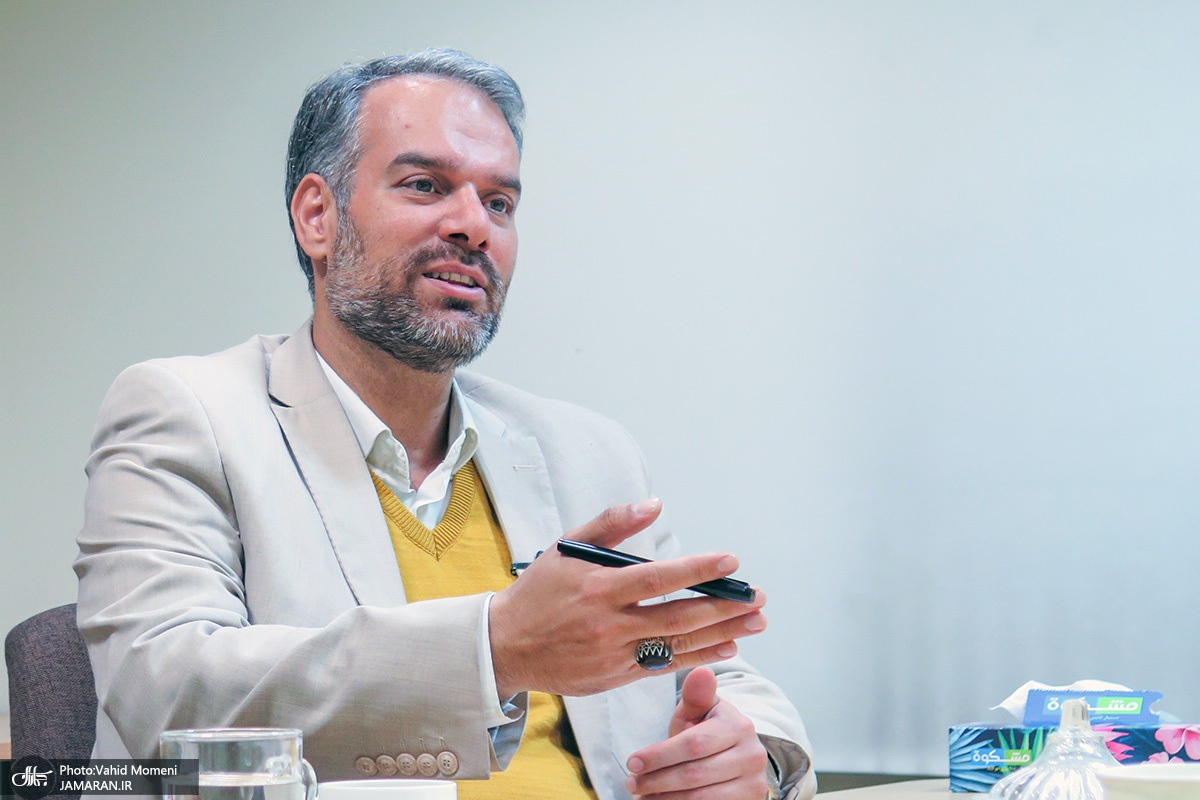 پزشکیان برخی از بودجه‌ها را حذف کند/ رئیس‌جمهور دستور می‌داد خط همه ملت ایران سفید باشد