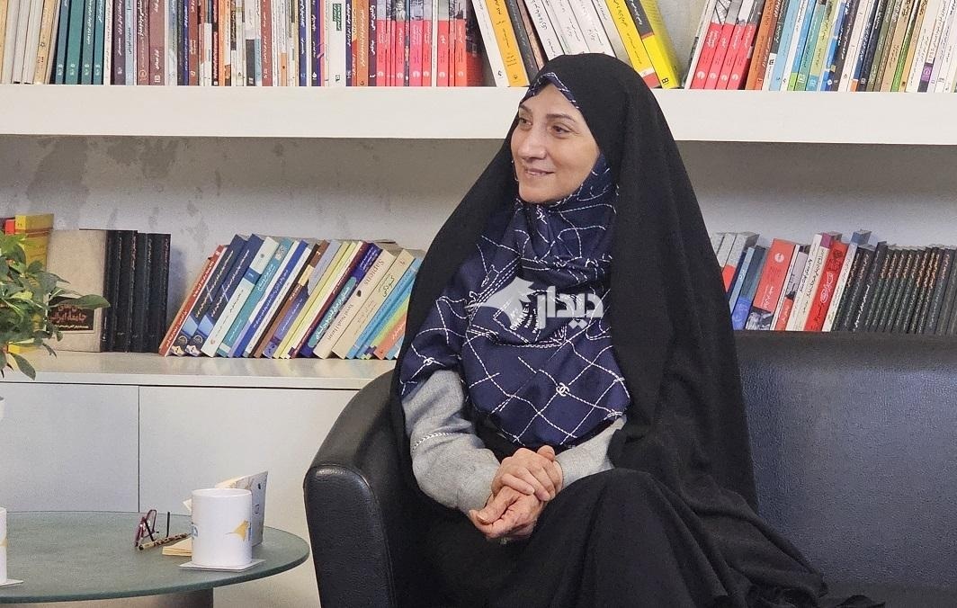 روند فضای مجازی نیاز به بازنگری دارد/ پزشکیان به مردم بگوید چه کسانی مانع رفع فیلترینگ شدهاند روند فضای مجازی نیاز به بازنگری دارد/ پزشکیان به مردم بگوید چه کسانی مانع رفع فیلترینگ شدهاند