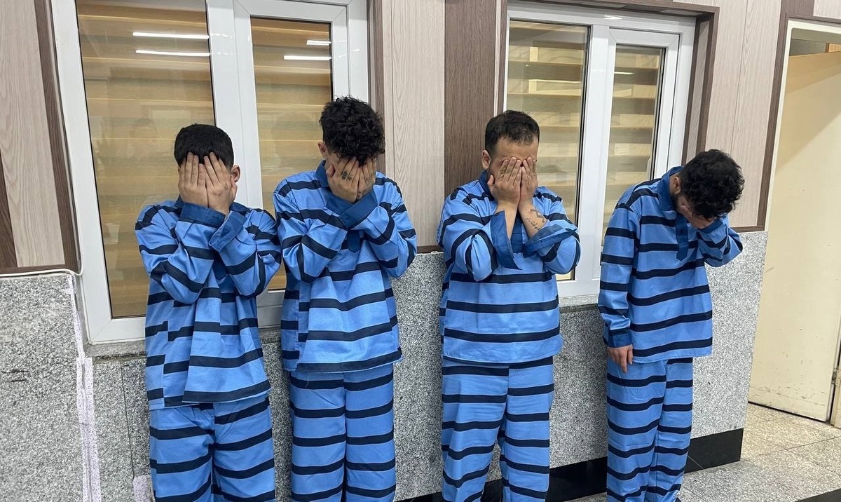 دستگیری موبایل‌قاپ‌هایی که از شوکر و اسپری استفاده می‌کردند!/ توصیه پلیس به مردم