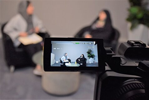 اشراف بروجردی:قوانین حمایت از زنان روی کاغذ ماند/بدون حضور زنان توسعه‌ای در کشور اتفاق نمی‌افتد/ چرا در احزاب سیاسی زنان حضور کمتری دارند