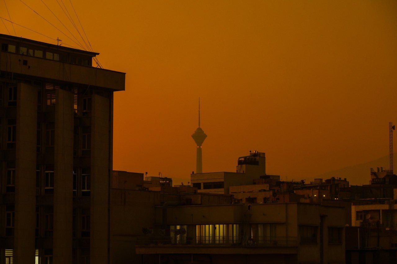 ایرانِ آلوده؛ «چشمانم باز نمی‌شود»