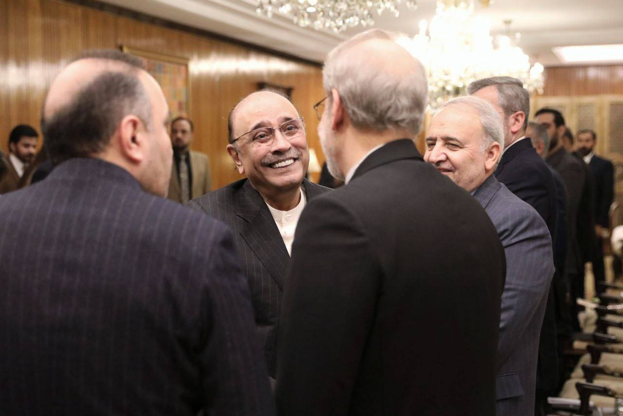 لاریجانی با رئیس‌جمهور پاکستان دیدار کرد