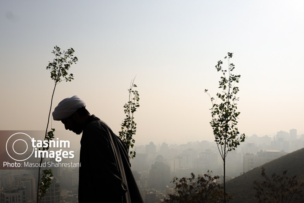 تهران زیر چتر دود