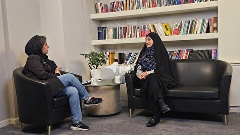 زهرا نژاد بهرام: چرا به جای پس گرفتن ساختمان خانه اندیشمندان ساختمان خانه مداحان را پس نگرفتید؟ /کاش برای مقابله با فساد هم ۸۰ هزار داوطلب جمع می‌کردید/ اعضای شورای شهر چرا زاکانی را استیضاح نمی‌کنند؟