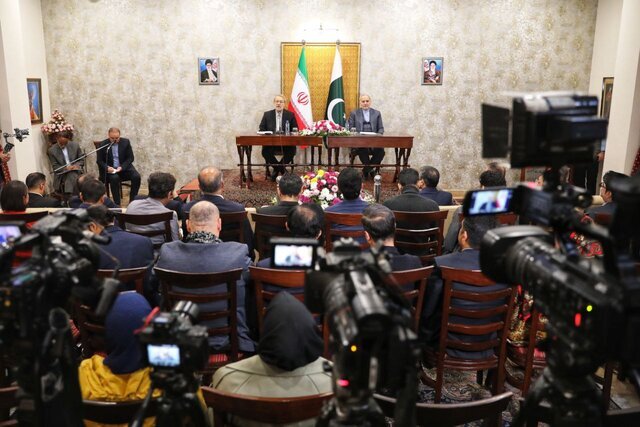 لاریجانی: جنگ ۱۲ روزه برنامهریزی شده بود لاریجانی: جنگ ۱۲ روزه برنامهریزی شده بود