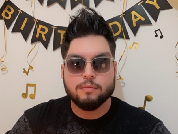 جشن تولد «یونس بشیری» در ۲۴ سالگی/ عکس جشن تولد «یونس بشیری» در ۲۴ سالگی/ عکس