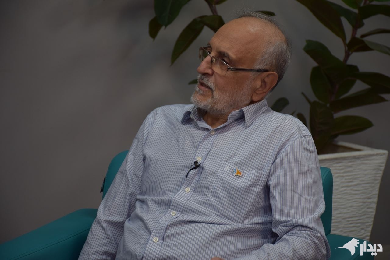 زیباکلام: تعدادی نماینده‌های ۵ درصدی مشکل مملکت را در حجاب می‌بینند/ جنگ ۱۲ روزه، جنگ نبود!/ اعلمی: به وکیل مدافع اسرائیل بدل شده‌اید!/ آقای زیباکلام! با رسایی که مناظره نمی‌کنید!